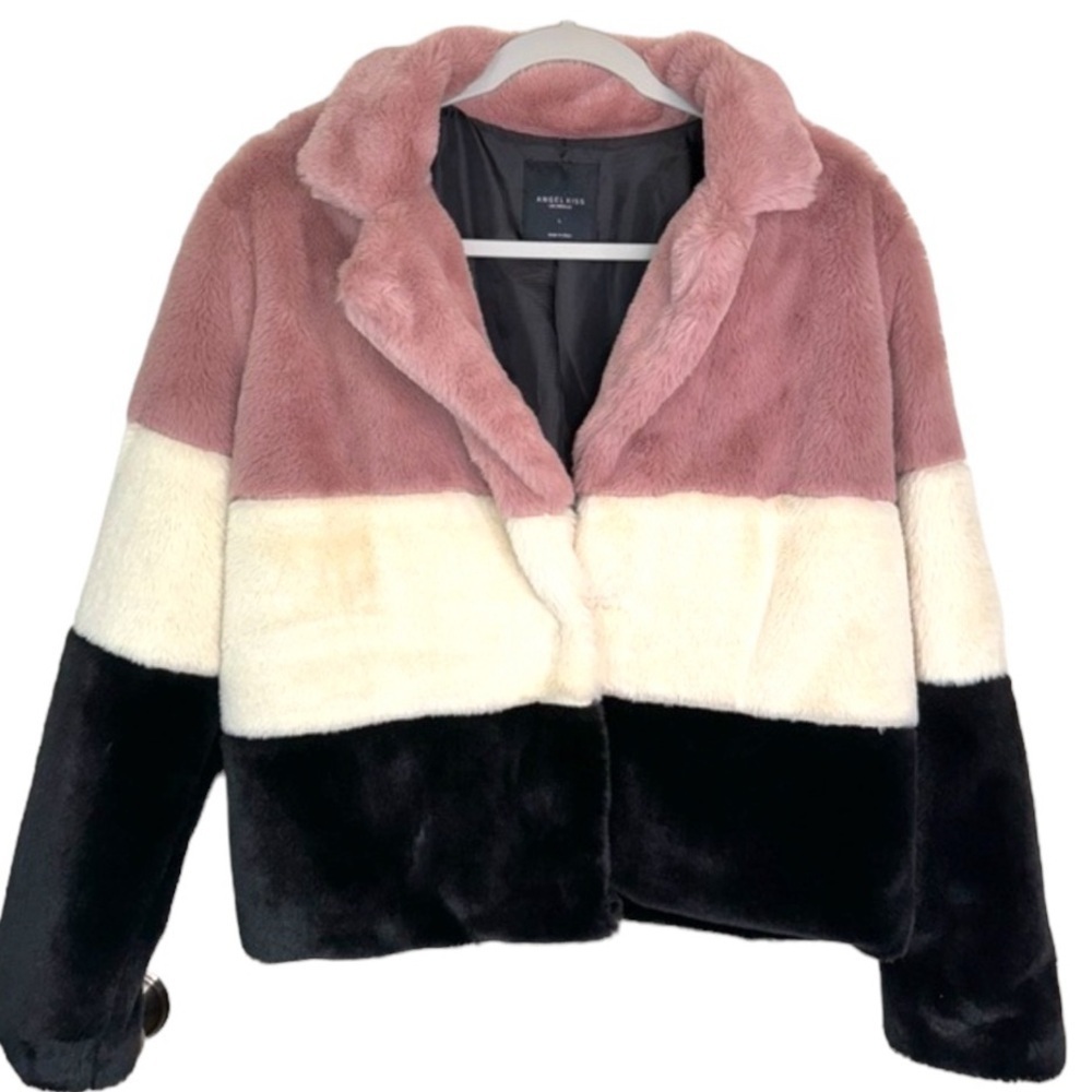 Angel Kiss Los Angeles Faux Fur Jacket Sz L
